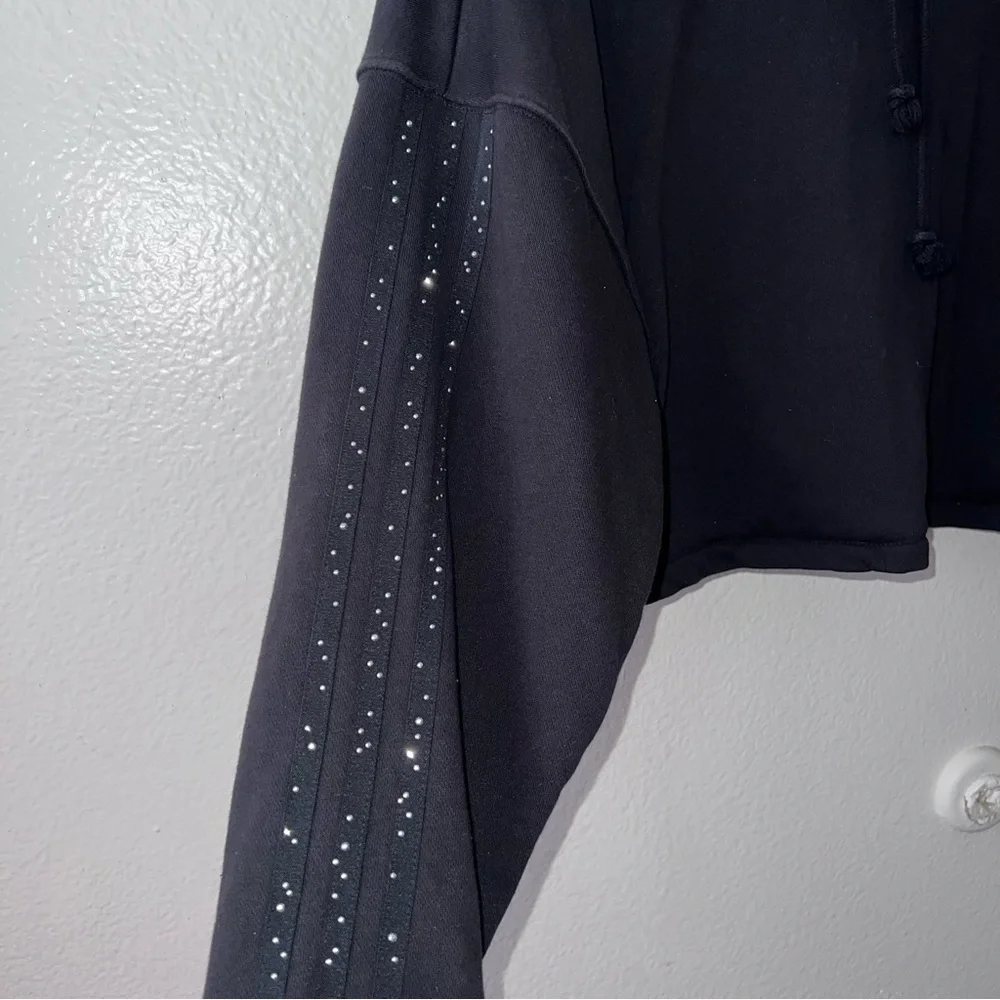 Adidas Originals Women's Basketball Cropped Hoodie - Picture 3 of 3